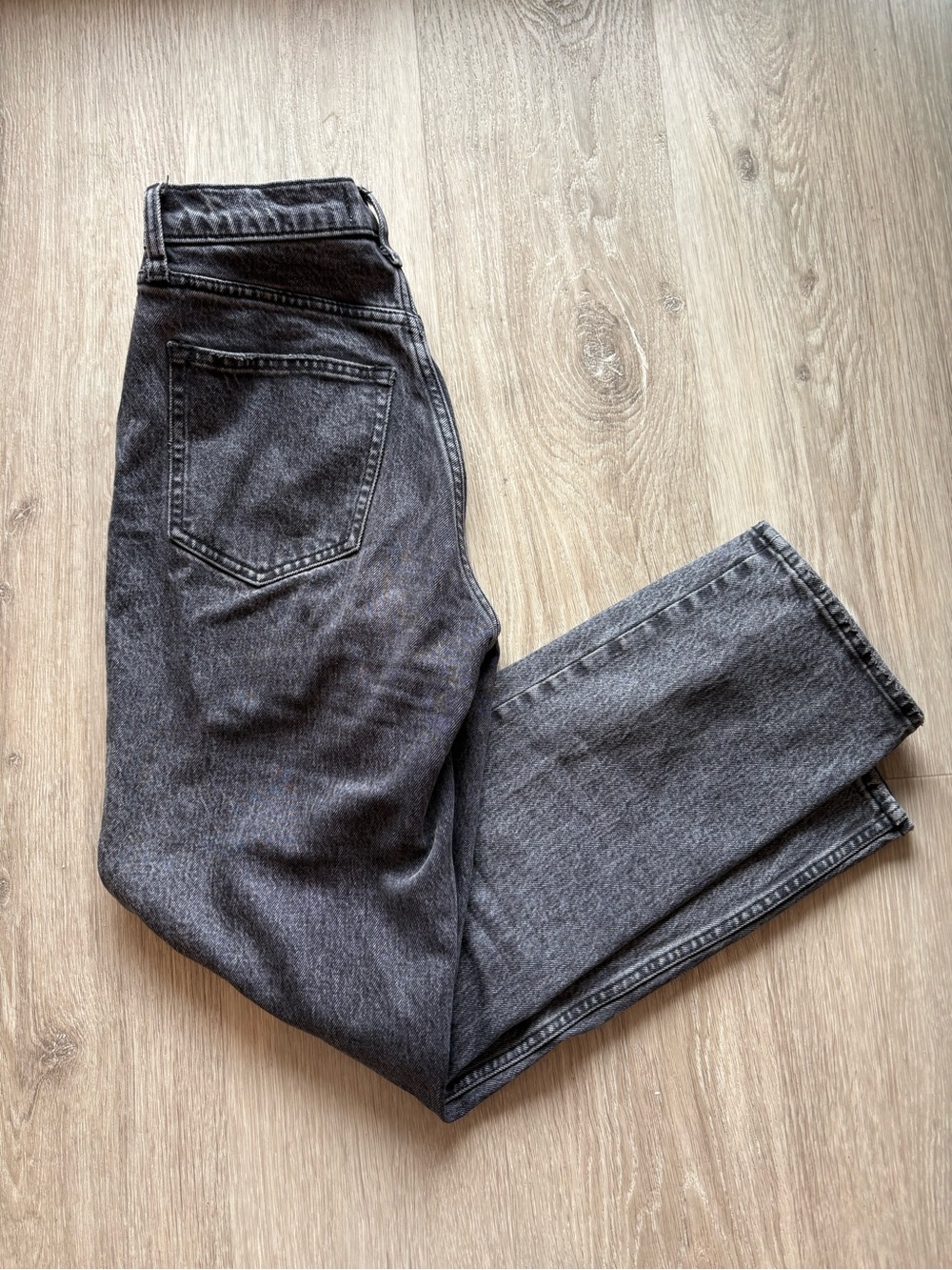 Abercrombie 90s straight jeans
